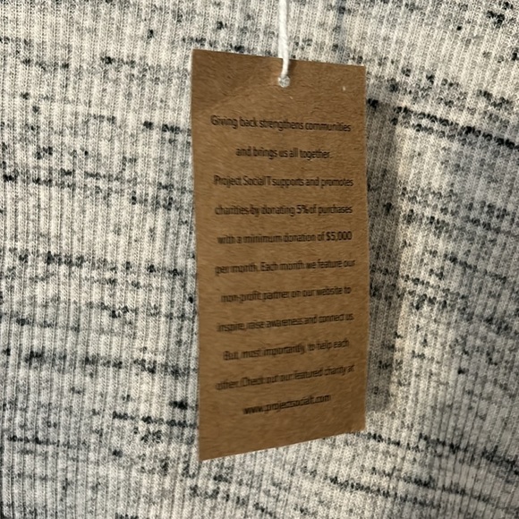 Project Social T Los Angeles Speckled Gray Turtleneck Sweater Women’s Size M NWT - Picture 4 of 6